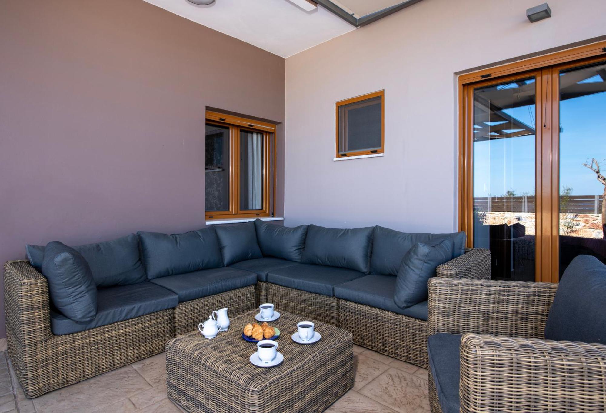 Villa Lady Dafni With Private Heated Pool Maleme  Exterior photo